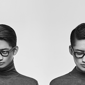 女主播直播引诱技师小伙
